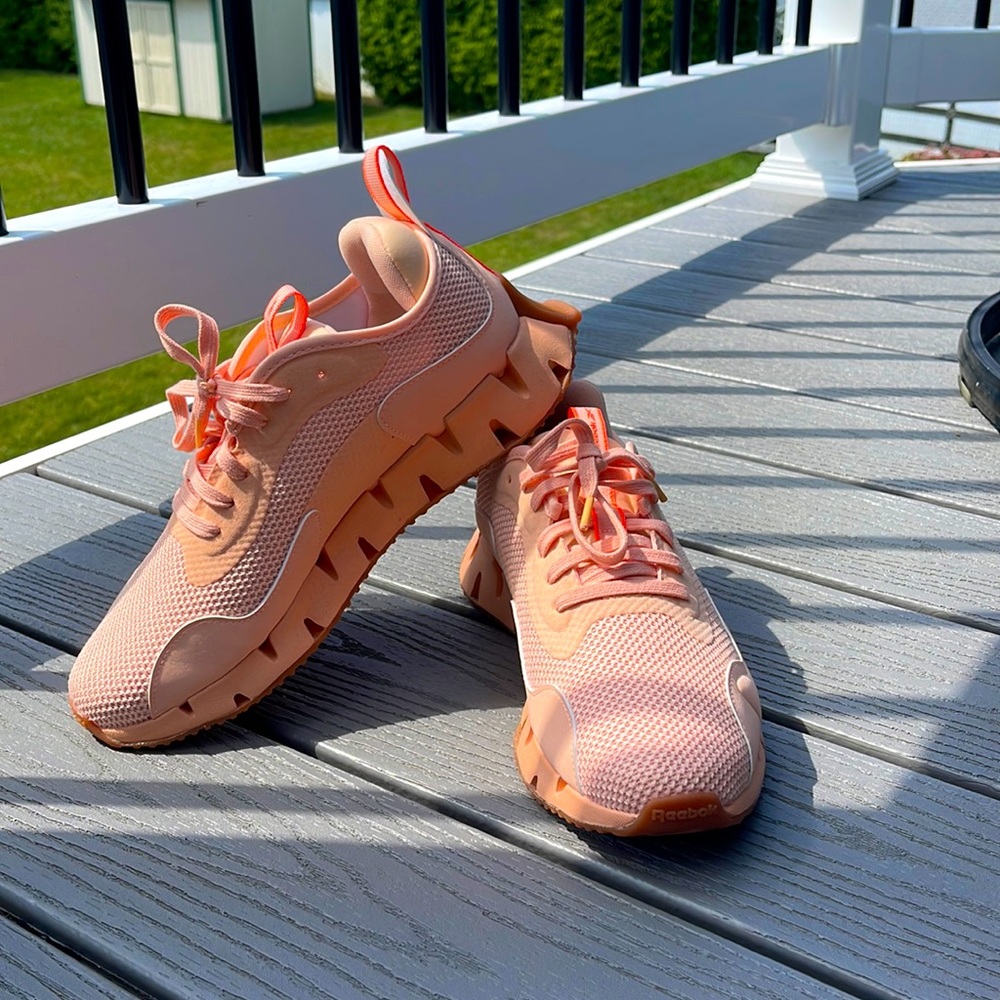 Reebok Women’s Zig Dynamica Sneaker